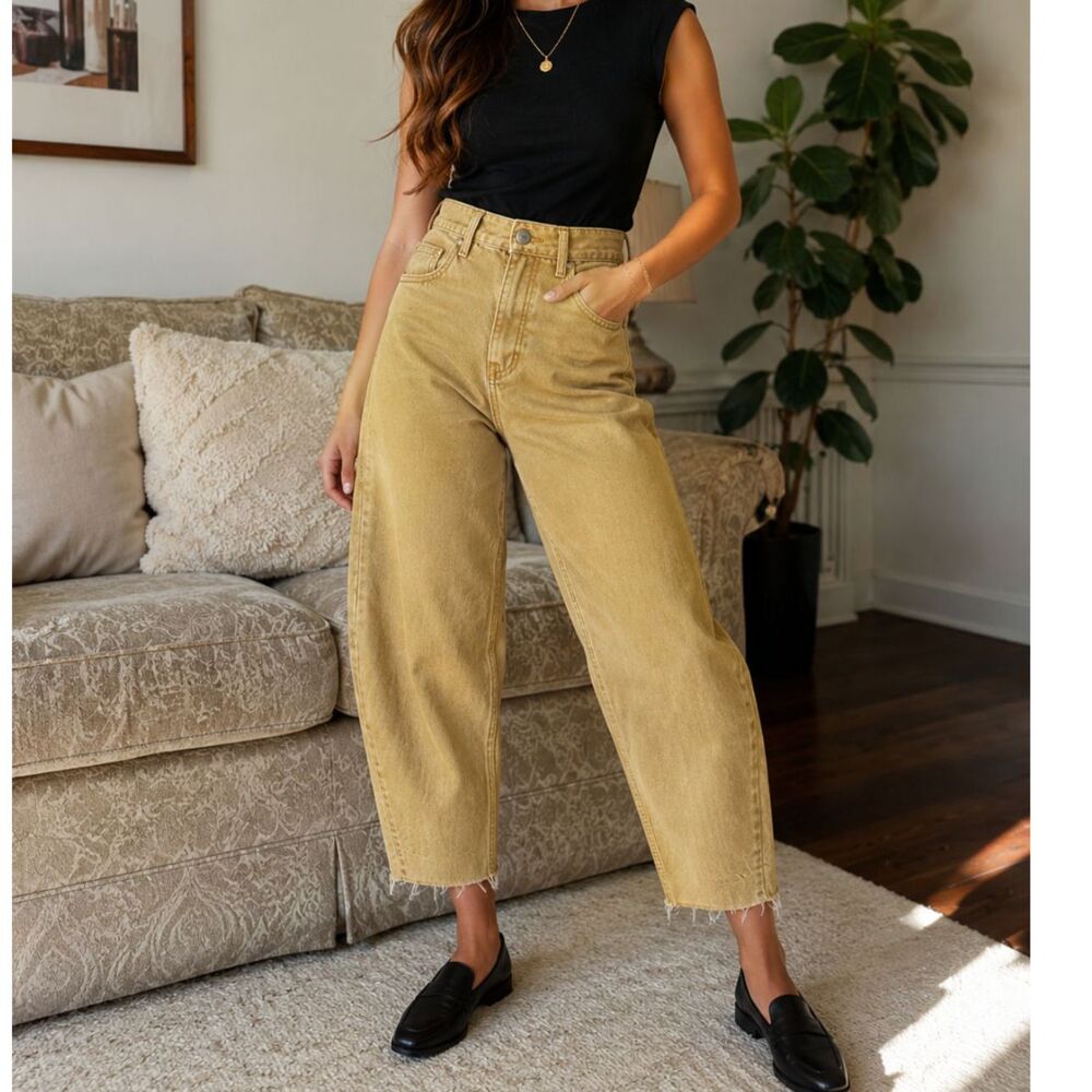 Rolla’s Genie Super High Rise Barrel Balloon Leg Jeans G’Day Mate Tan 28 Raw Hem